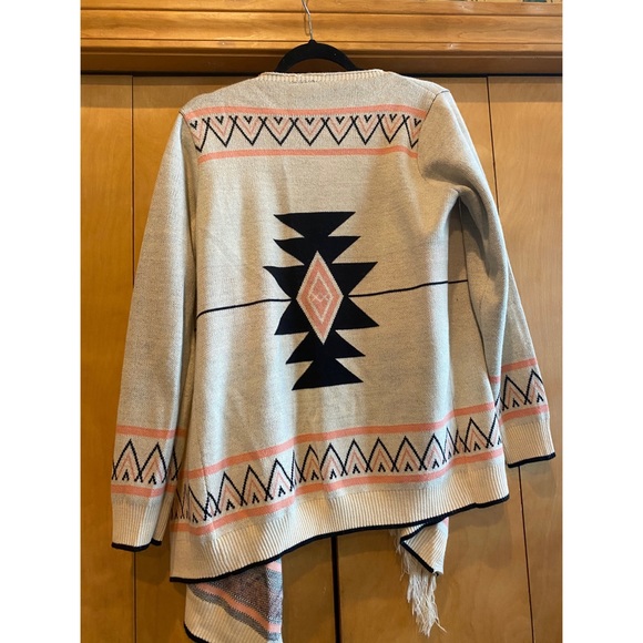 Aztec Cardigan - Picture 5 of 6